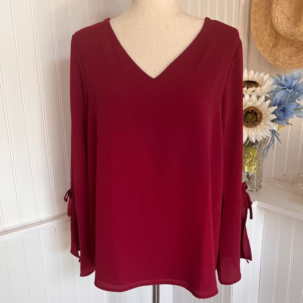 Burgundy Bell Long Sleeve Boho V-neck Blouse.